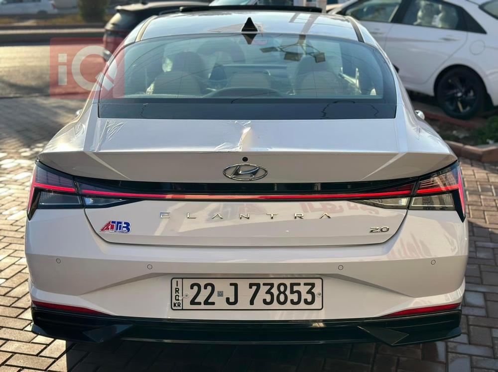 هیوندای ئەلەنترا